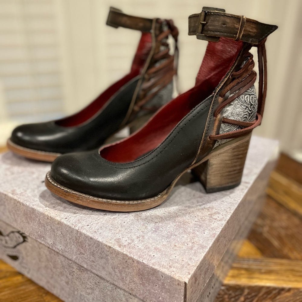 Freebird RAEANNE Sz 7 TODAY ONLY price drop